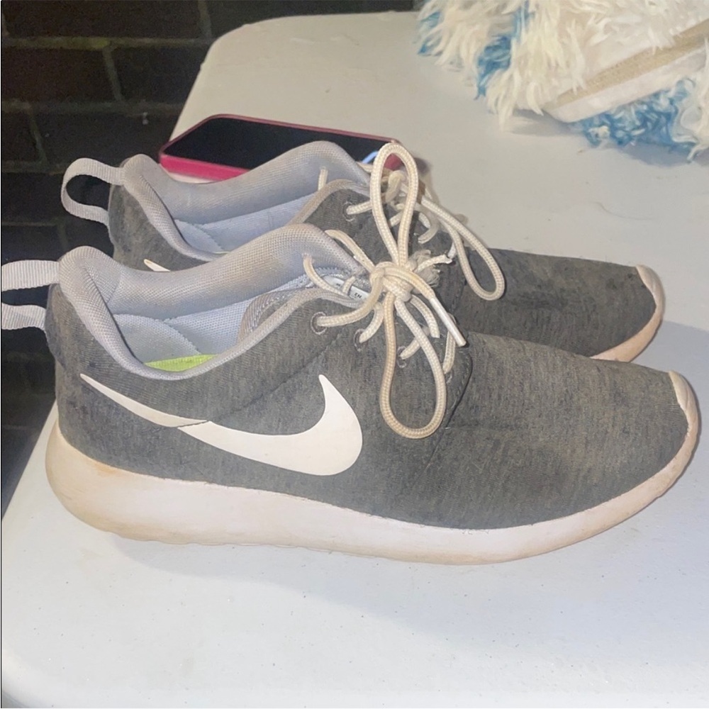 Nike Women's Charcoal and White Sneakers